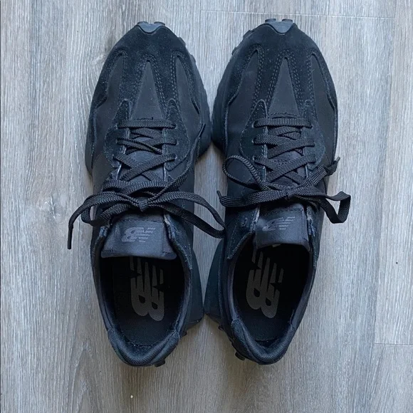 NEW BALANCE 327 ‘BLACK’ - MEN’S 9 TRIPLE BLACK SUEDE LEATHER SNEAKERS